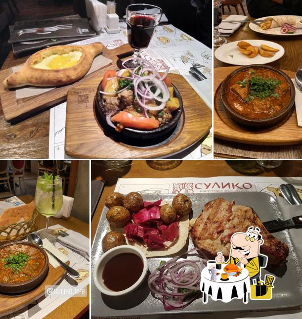 Еда в "Сулико"