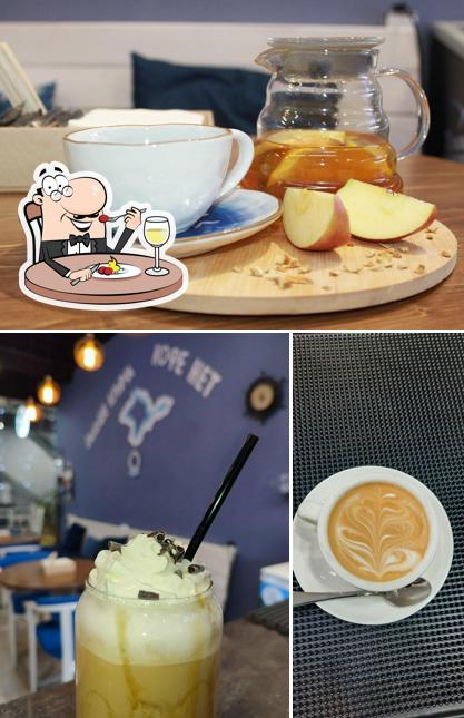 Фото, на котором видны еда и напитки в Глори-Кофе