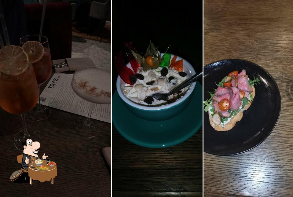 Блюда в "Toy's"