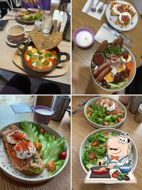 Курица с соусом карри в "C&b"