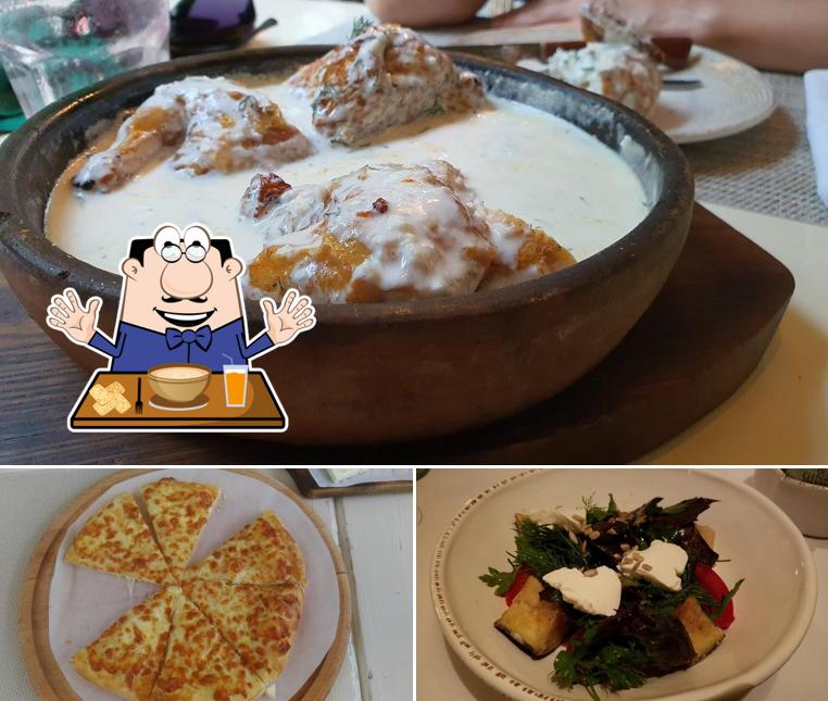 Блюда в "Эларджи"