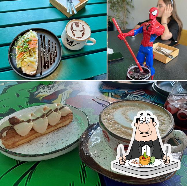 Взгляните на этот снимок, где видны еда и напитки в Огонь Кофе