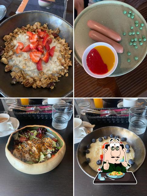 Блюда в "1st Gallery kitchen"