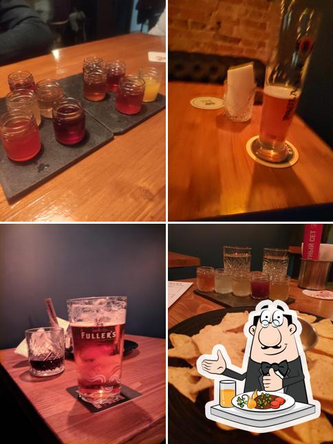 Еда в "Аптека бар"