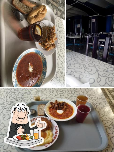 Еда в "Бирюзе"