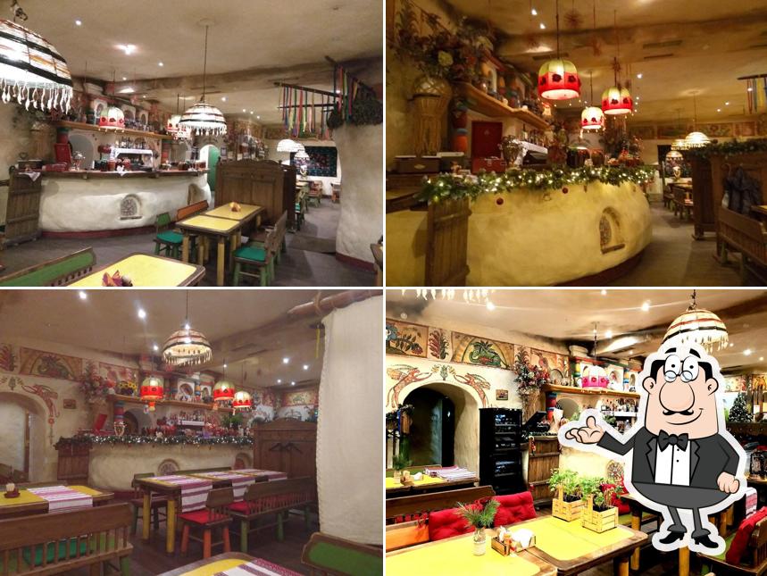 Пузата хата