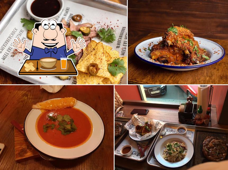 Еда в "Holy Ribs"