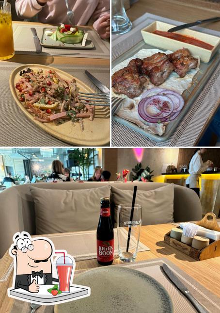 Насладитесь напитками в атмосфере "Лаваш 1"