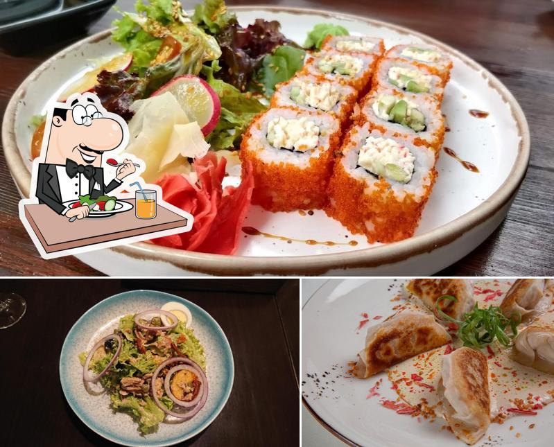 Блюда в "Nippon House"