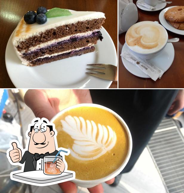 В Венская кондитерская есть напитки, еда и многое другое