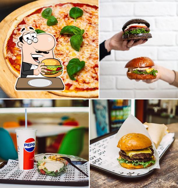 Гамбургер в "Joy Burger"