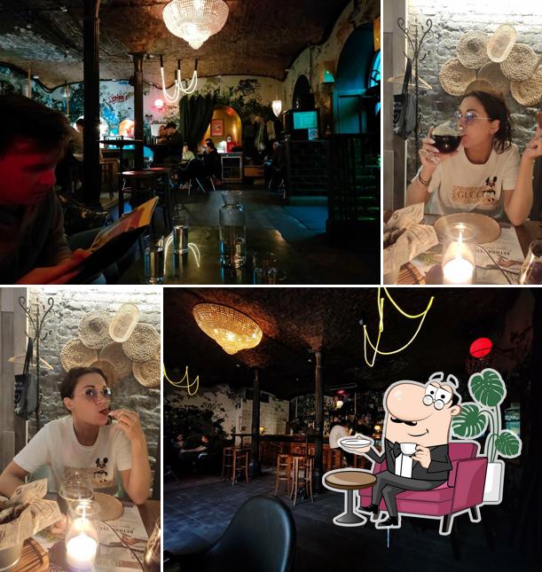 Интерьер "OY!"