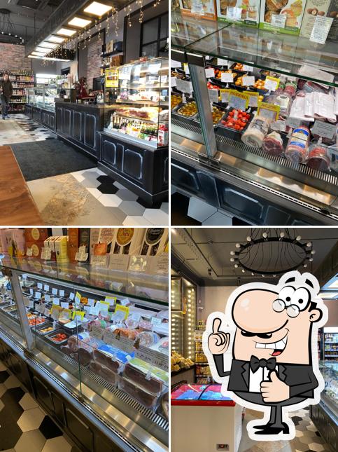 Это фото "салон еды #1"