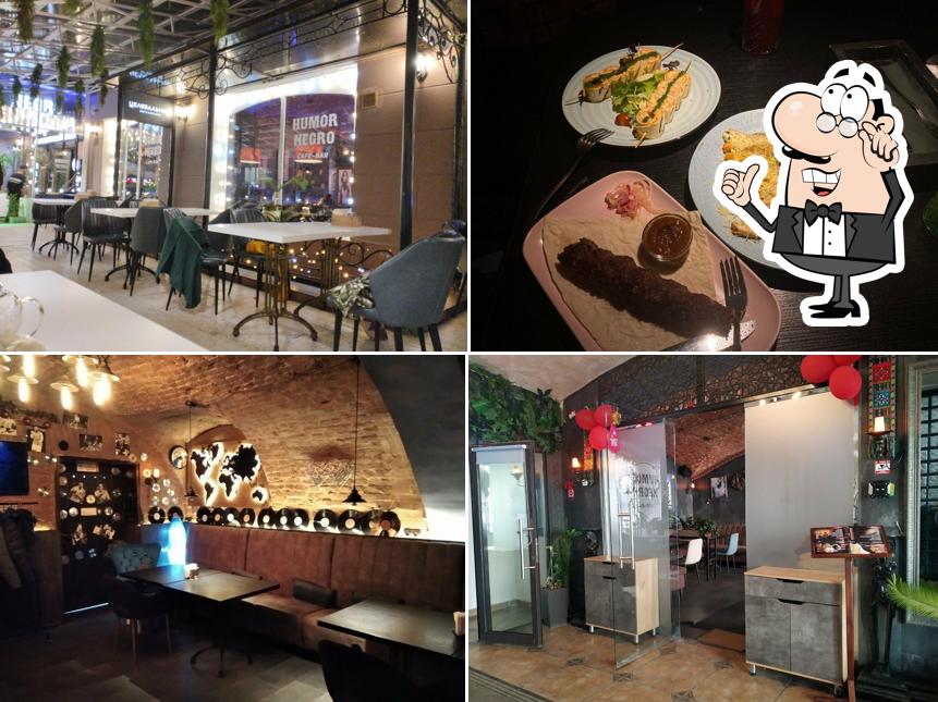 Посмотрите на внутренний интерьер "Humor negro"