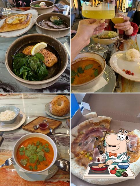 Курица с соусом карри в "Vasilchuki Chaihona № 1"