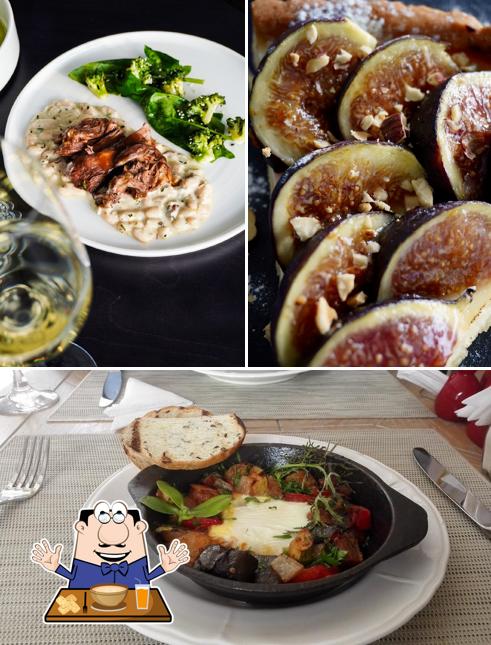 Блюда в "кафе One Гоги"