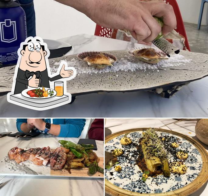 Еда в "El Guiño Cultural Bar"