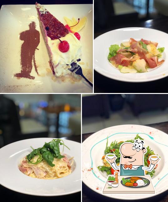 Еда в "Кафе Чаплин"