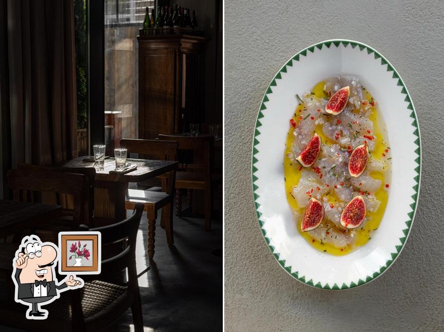 Посмотрите на внутренний интерьер "Saray"