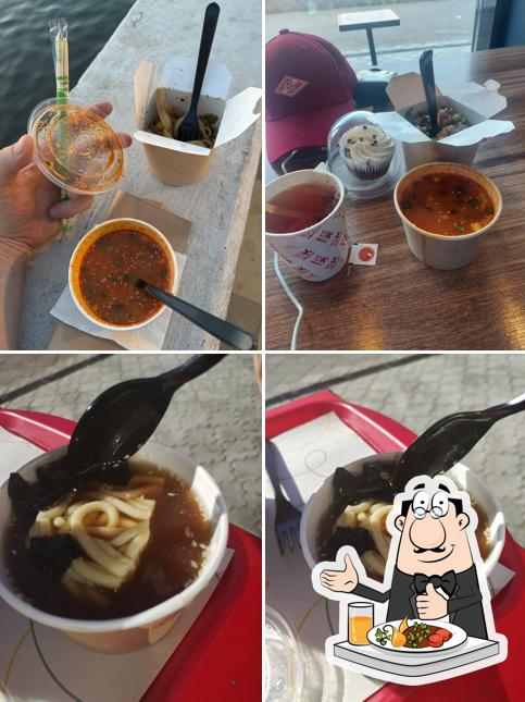 Еда в "Ok Noodle"