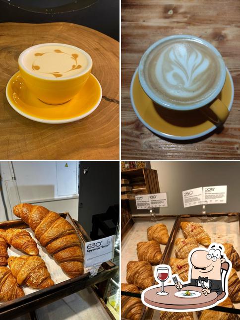 Еда в "Маленькой Пекарне Журавлевых"