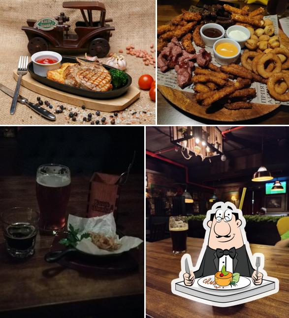 Взгляните на это изображение, где видны еда и напитки в Хмель и шишка