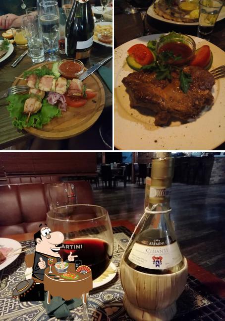 Помимо прочего, в Тухтинъ есть еда и напитки