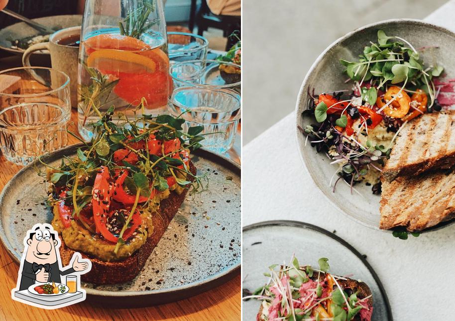 Блюда в "Angel Cakes Patriki"