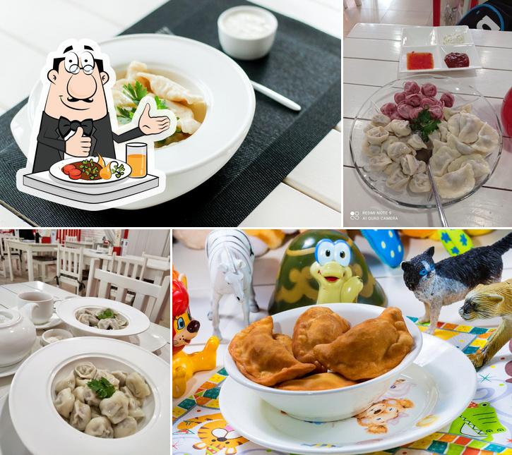 Еда в "Кафе-пельменной Горячий пельмень"