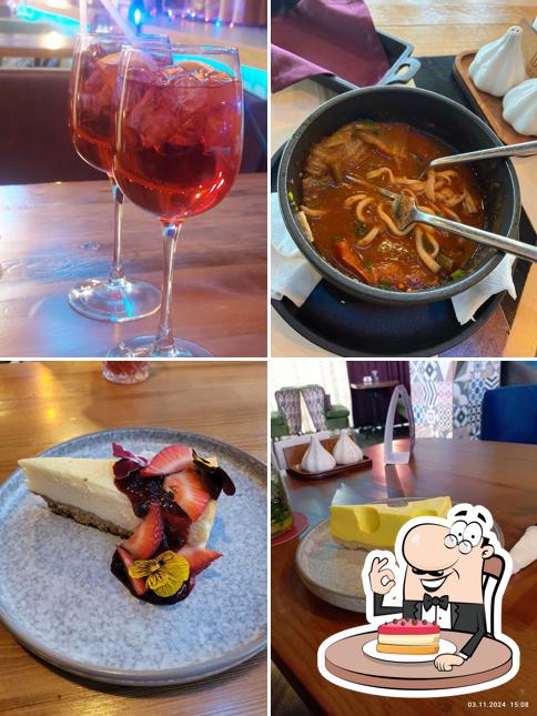 Чизкейк в "Шафран lounge cafe"