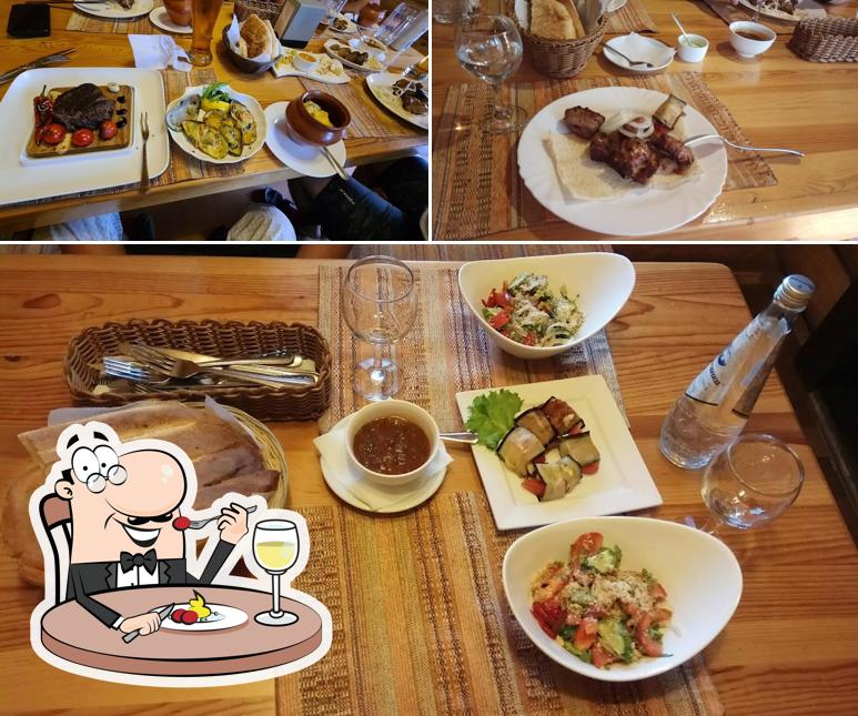 Еда в "Базилике"