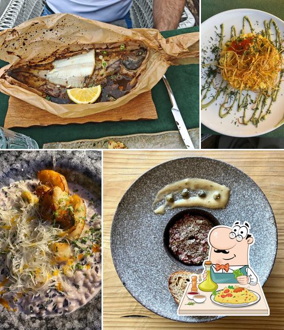 Еда в "Фермерском ресторане "Огонек""