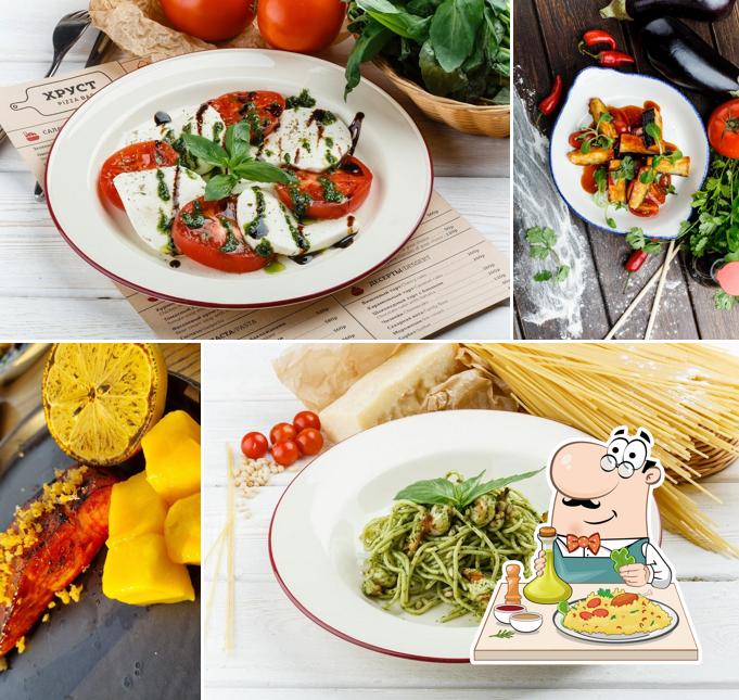 Еда в "Хрусте"