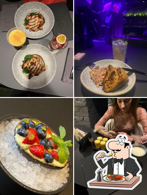 Еда в "10 by Ten"