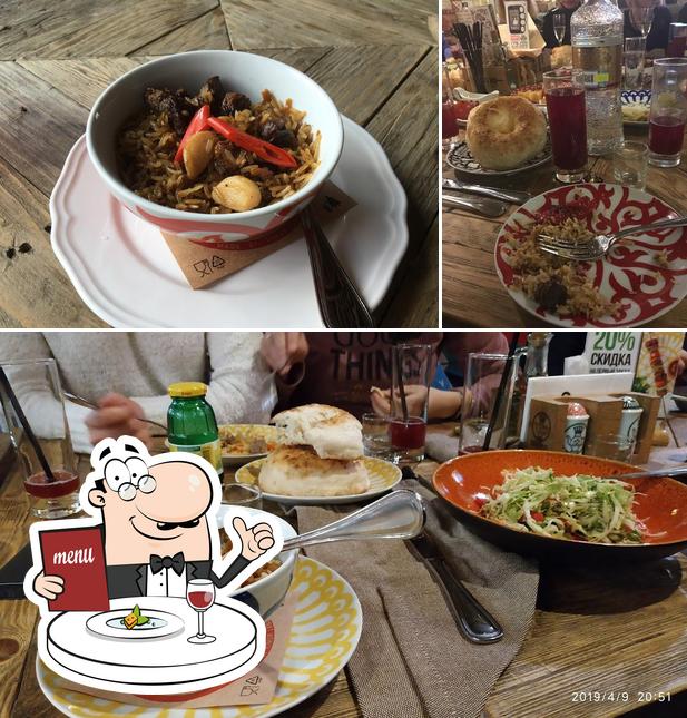 Еда в "Чайхоне №1 на Городецкой"