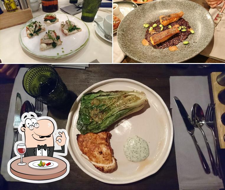 Блюда в "Квартире Кости Кройце"