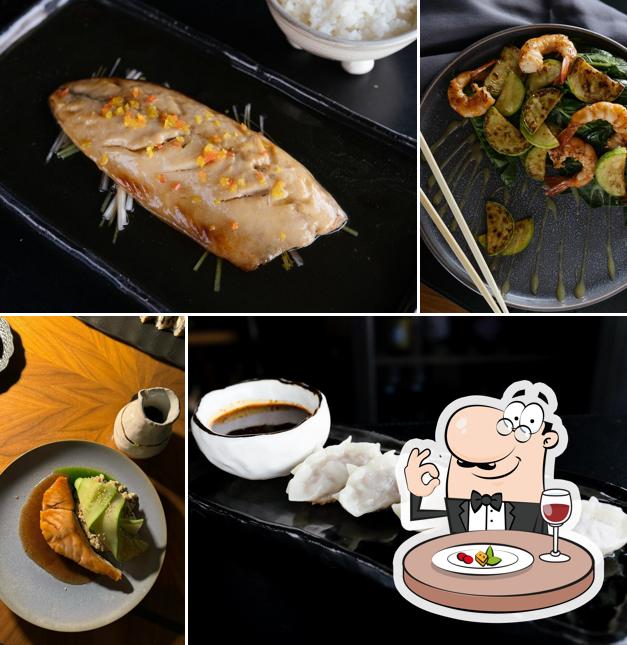 Еда в "Ten June"