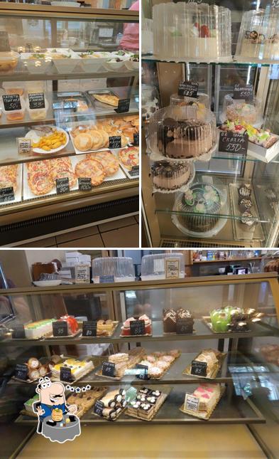 Еда в "Лакомке"