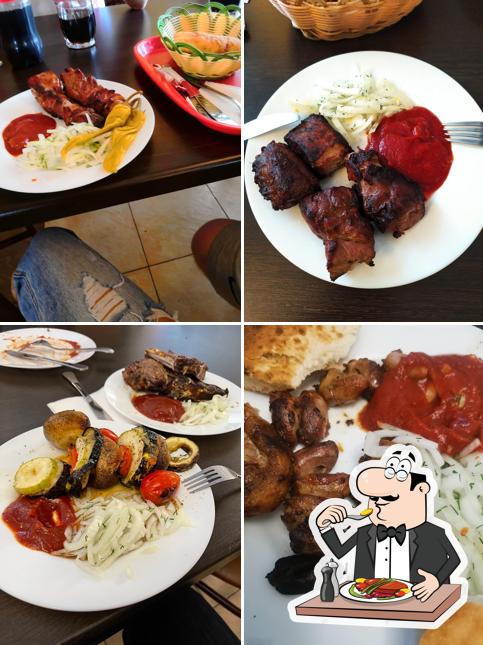 Шашлычный двор