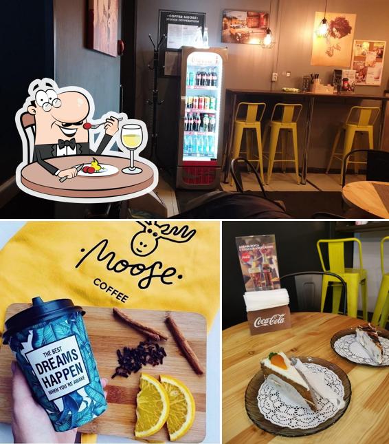 Это фотография, где изображены еда и внутреннее оформление в Arctic Coffee