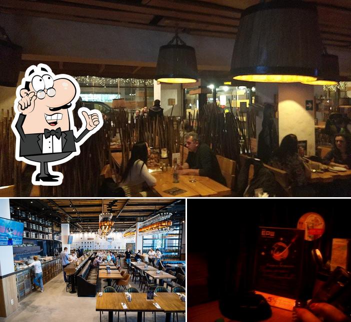 Посмотрите на внутренний интерьер "Ерша"