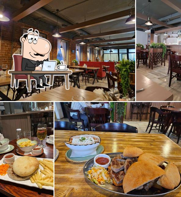 Посмотрите на внутренний интерьер "Сербской Таверны"