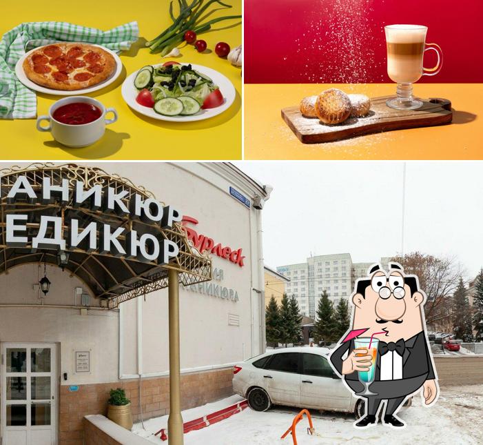 Напитки и внешнее оформление - все это можно увидеть на этом изображении из Папа Джонс