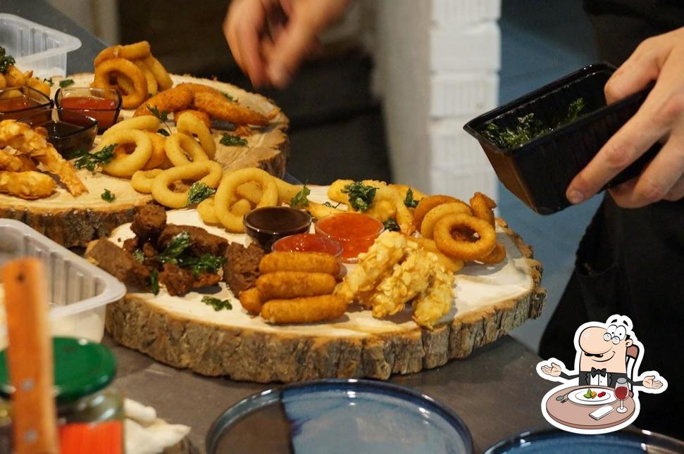 Здесь можно посмотреть снимок паба и бара "Клуб метания топоров Раскольников"