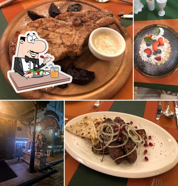 Еда в "Ресторане "Александровском""