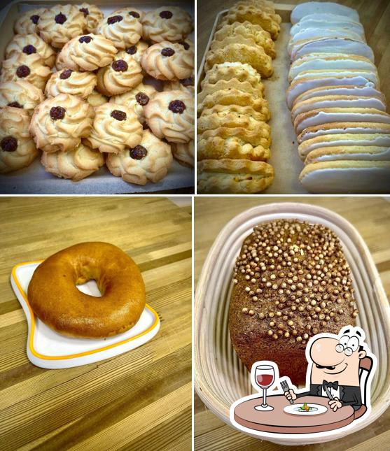 Еда в "Городской буфет 1703"