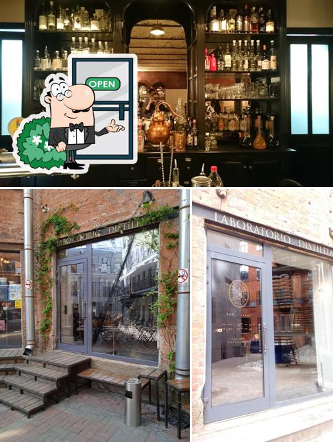 Внешнее оформление "Лабораторио Дистилита"