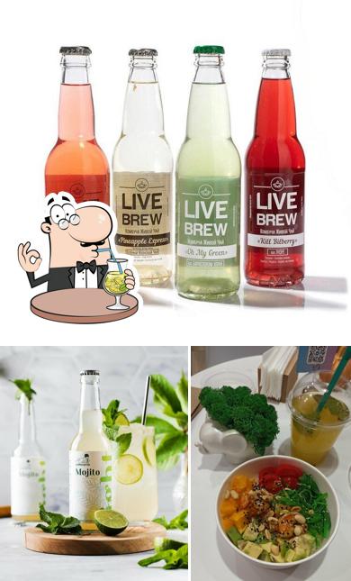 Изображение, на котором видны напитки и еда в Pokemania