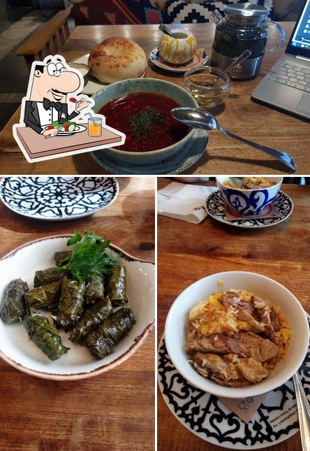 Еда в "Чайхоне №1 на Городецкой"