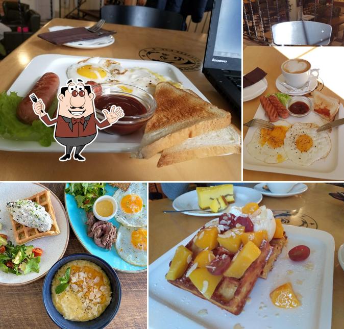 Еда в "Кофейне DALI на Лениной"